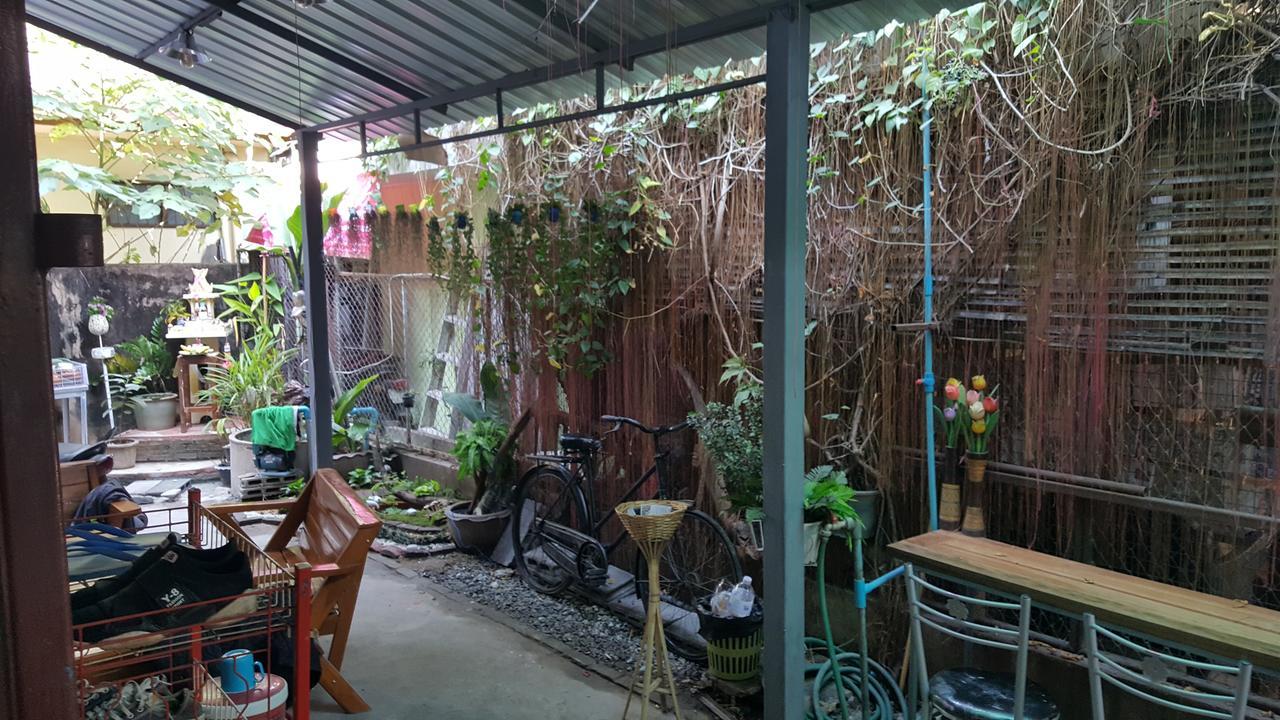 One Isra Hostel Chiang Mai Dış mekan fotoğraf